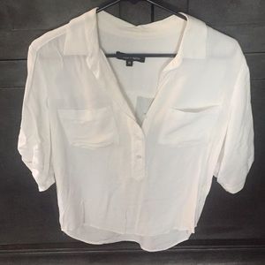 Alex and Alex White collared top 3 buttons